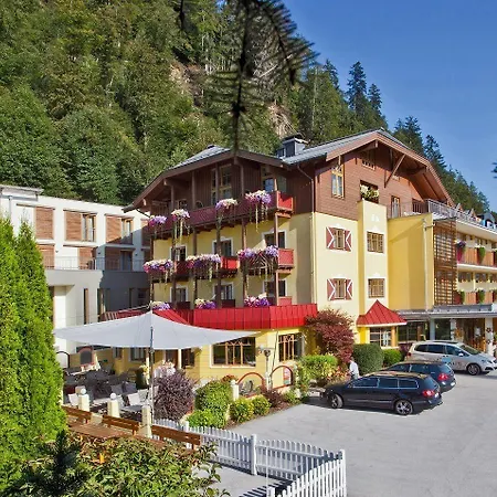 Hotel Badhaus 4*