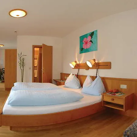Hotel Badhaus 4*