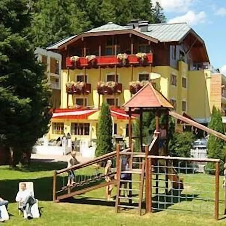Hotel Badhaus 4*